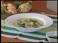 kg maruntaie de pui
legume de supa ( morcovi, telina, patrunjel radacina )
1 ceapa
1 foaie de